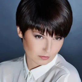 Жіноча смарт-стрижка, розумна стрижка